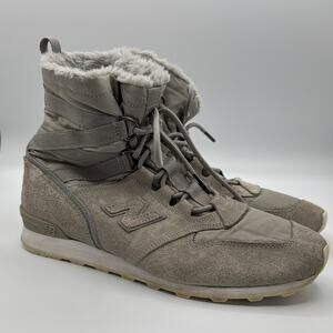 New Balance Sneakers - Women's 11